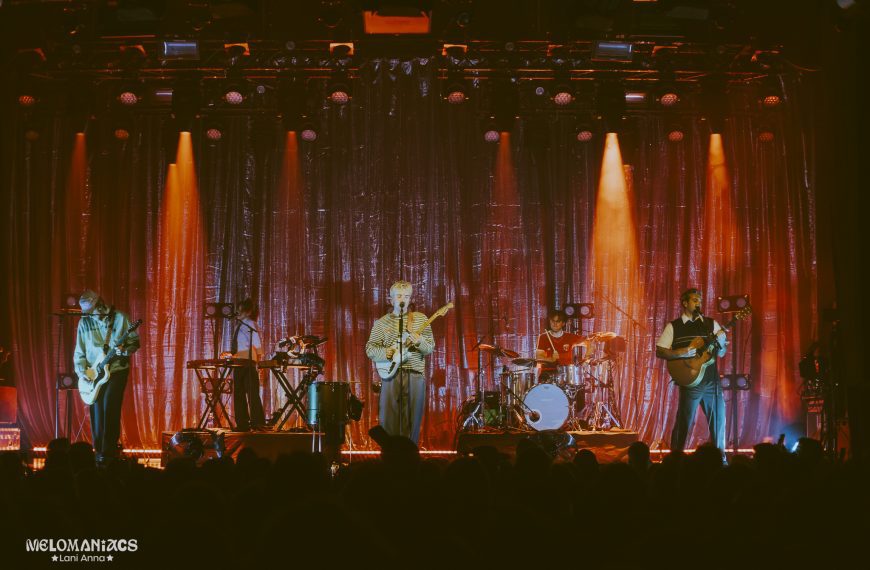 Good Neighbours Treating Amsterdam to Some Feel-Good Indie Music