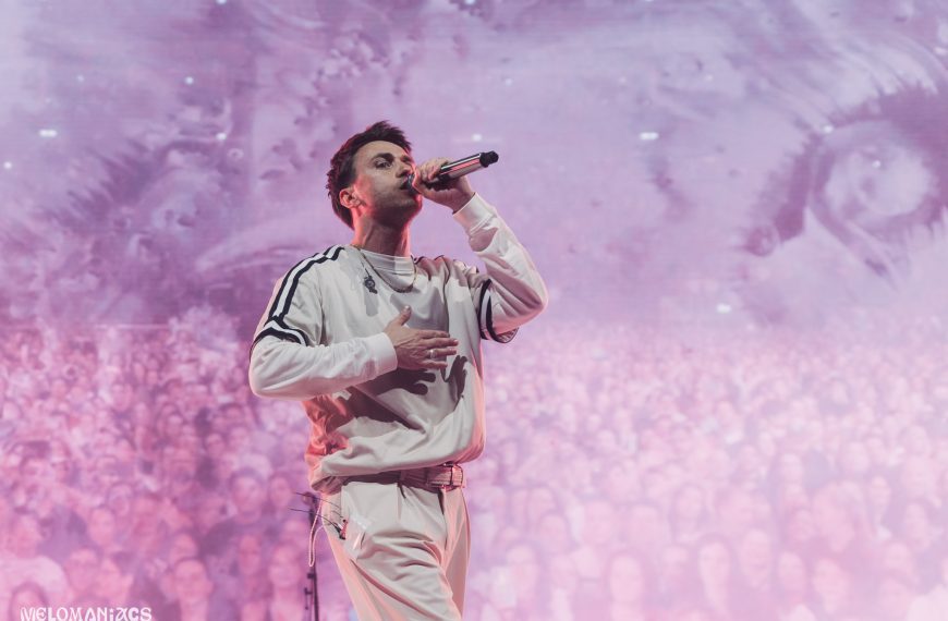 Clueso Takes Over Uber Arena in Berlin