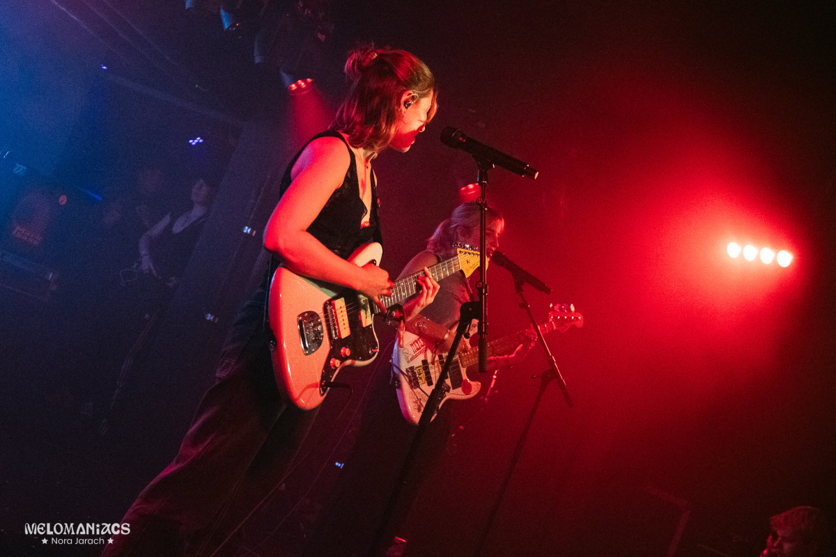 lovehead_19.09.2025_NoraJarach_capturingbyn-1