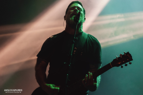 20251019-10hotwatermusic-chrisatconcerts-melomaniacs-01