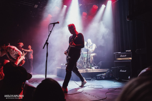 20251019-11modernlifeiswar-chrisatconcerts-melomaniacs-02