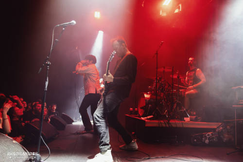 20251019-11modernlifeiswar-chrisatconcerts-melomaniacs-09