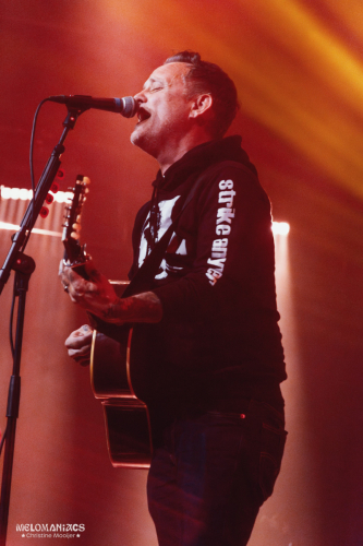 20251019-4davehause-chrisatconcerts-melomaniacs-04