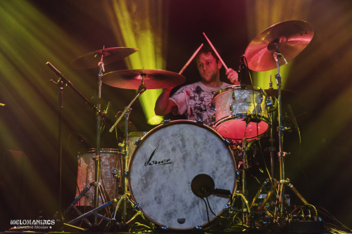20251020-8thedirtynil-chrisatconcerts-melomaniacs-02