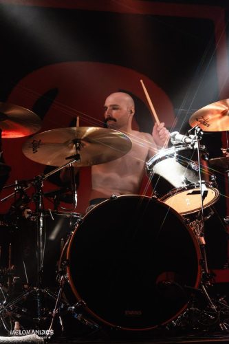 20260312-againstthecurrent-chrisatconcerts-melomaniacs-02