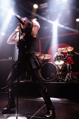 20260312-againstthecurrent-chrisatconcerts-melomaniacs-06