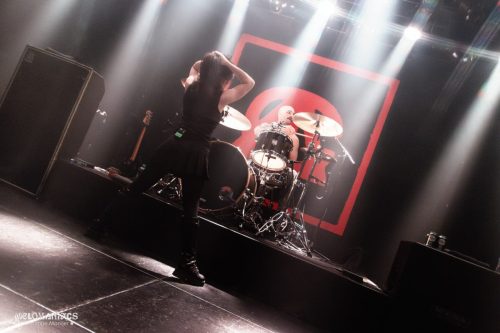 20260312-againstthecurrent-chrisatconcerts-melomaniacs-11