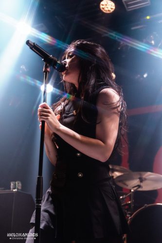 20260312-againstthecurrent-chrisatconcerts-melomaniacs-12