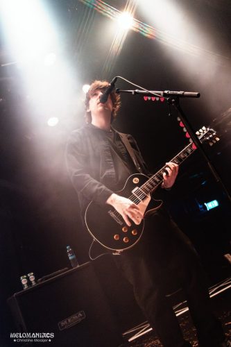 20260312-againstthecurrent-chrisatconcerts-melomaniacs-15