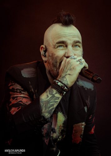 HW26_ThreeDaysGrace (7)