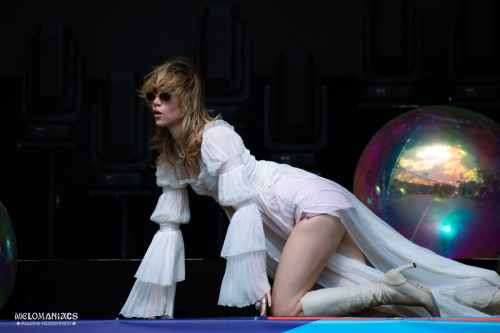 SB25_Suki-Waterhouse_ph_5449