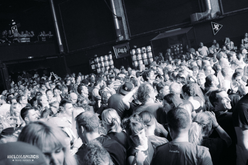 kraftklub_19.09.2025_NoraJarach_capturingbyn-8